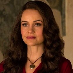 Carla Gugino as Olivia Crain The Haunting of Hill House as Olivia Crain